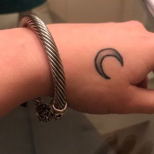 Adjustable silver bracelet